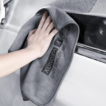 DryMaster Pro™ | Premium Microfiber Drying Towel